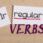 150+ Contoh Regular Verb dan Artinya Sehari- Hari (A-Z) | Kata Kerja Beraturan