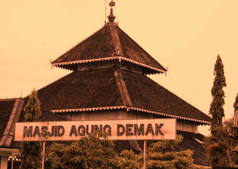 15+ Kerajaan Islam di Indonesia dan Penjelasannya Singkat | Salamadian